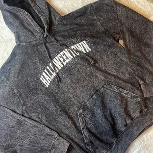 Halloweentown hoodie - SIZE: M